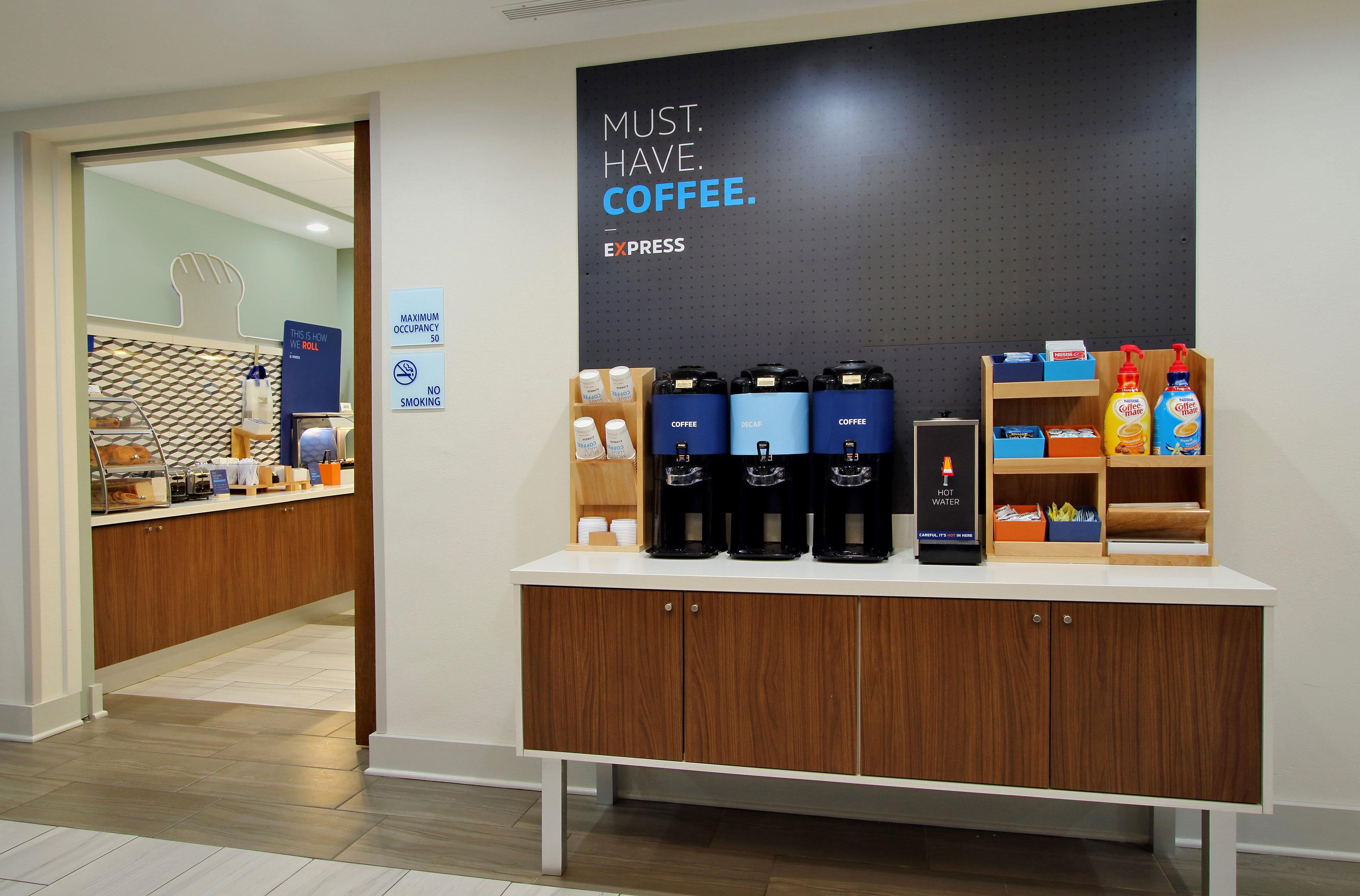 Holiday Inn Express Hotel & Suites Louisville East By Ihg Екстериор снимка
