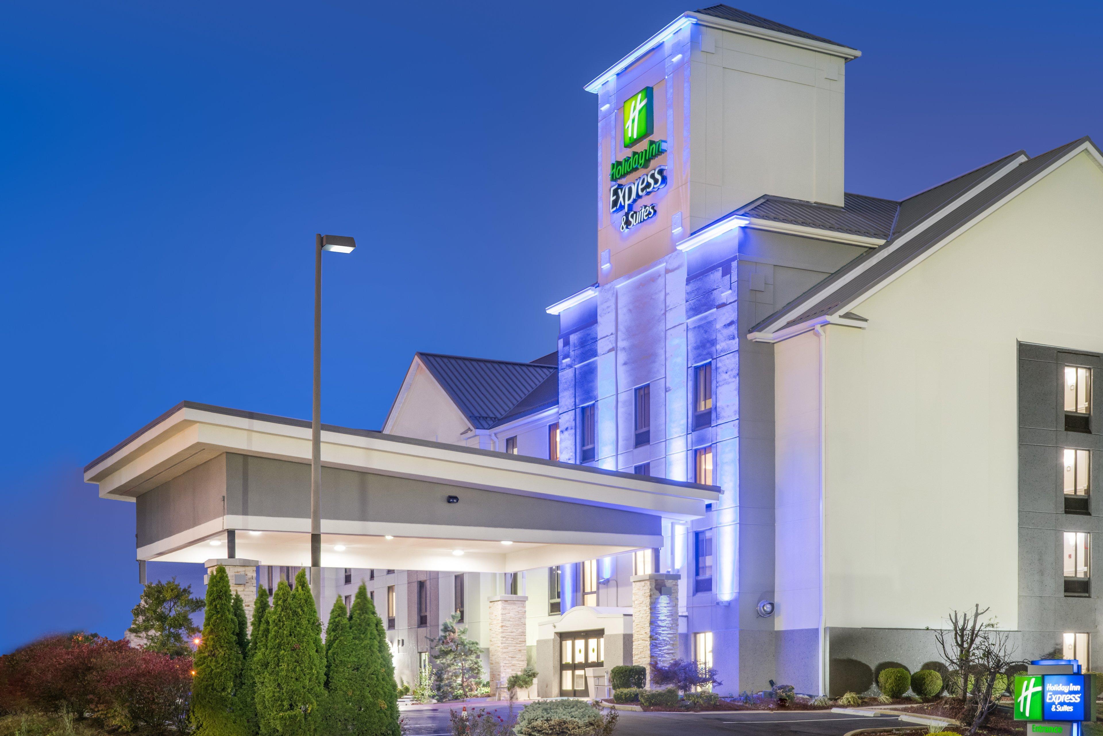 Holiday Inn Express Hotel & Suites Louisville East By Ihg Екстериор снимка